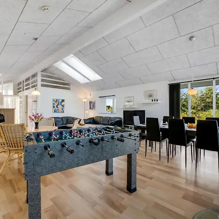 Heide - 750m To The Fjord By Interhome