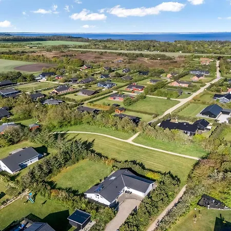 Heide - 750m To The Fjord By Interhome *