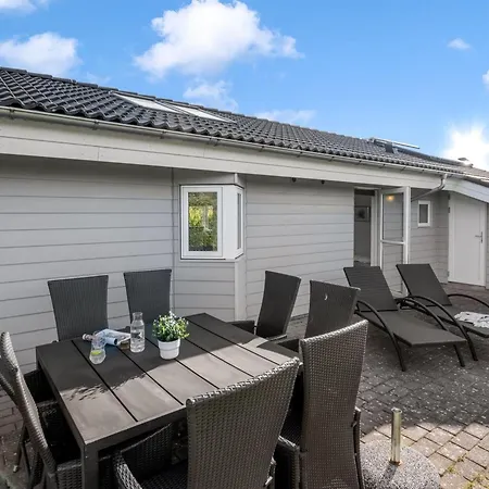Heide - 750m To The Fjord By Interhome *